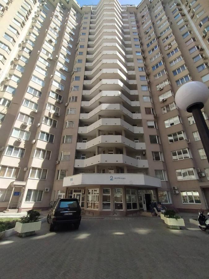 Апартаменты С Двумя Спальнями В Центре Города Одеса Екстериор снимка
